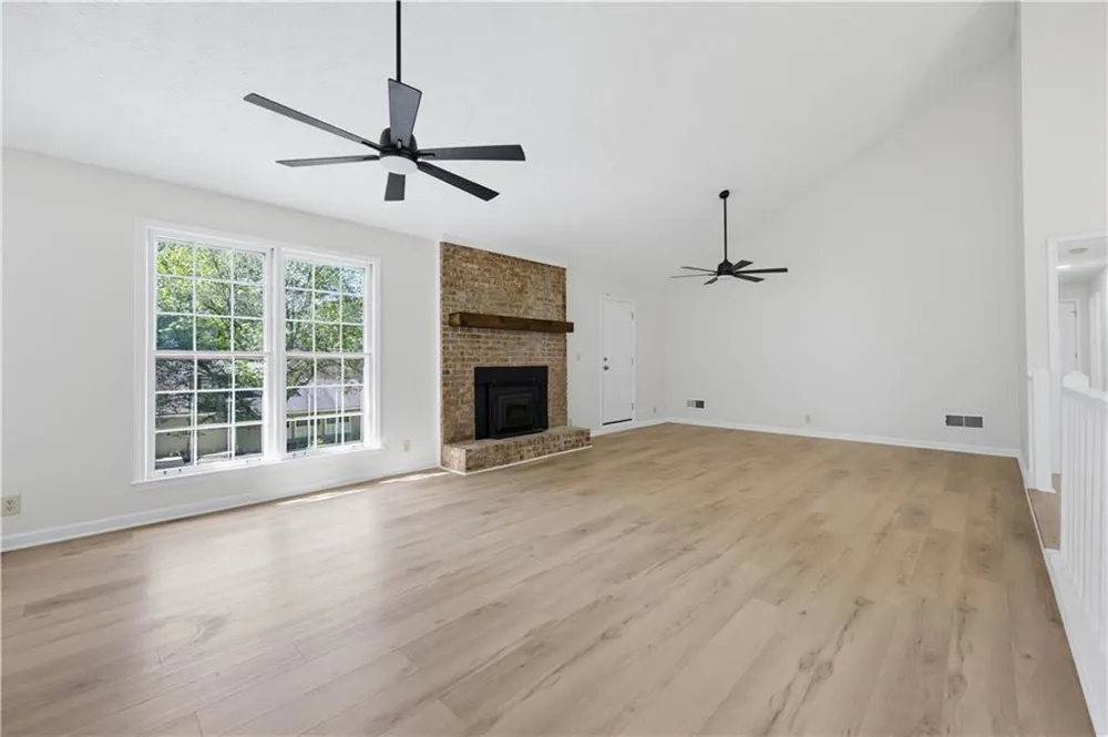 1691 Bentwood Drive SW Lilburn, GA 30047