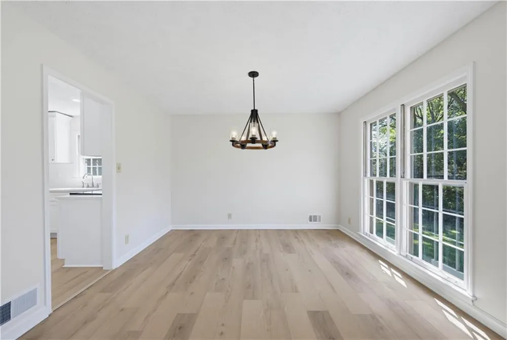 1691 Bentwood Drive SW Lilburn, GA 30047