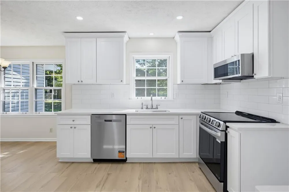 1691 Bentwood Drive SW Lilburn, GA 30047