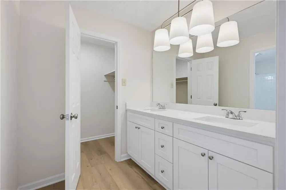 1691 Bentwood Drive SW Lilburn, GA 30047