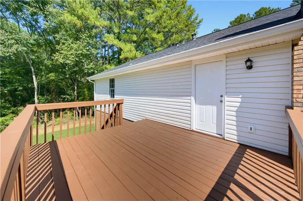 1691 Bentwood Drive SW Lilburn, GA 30047