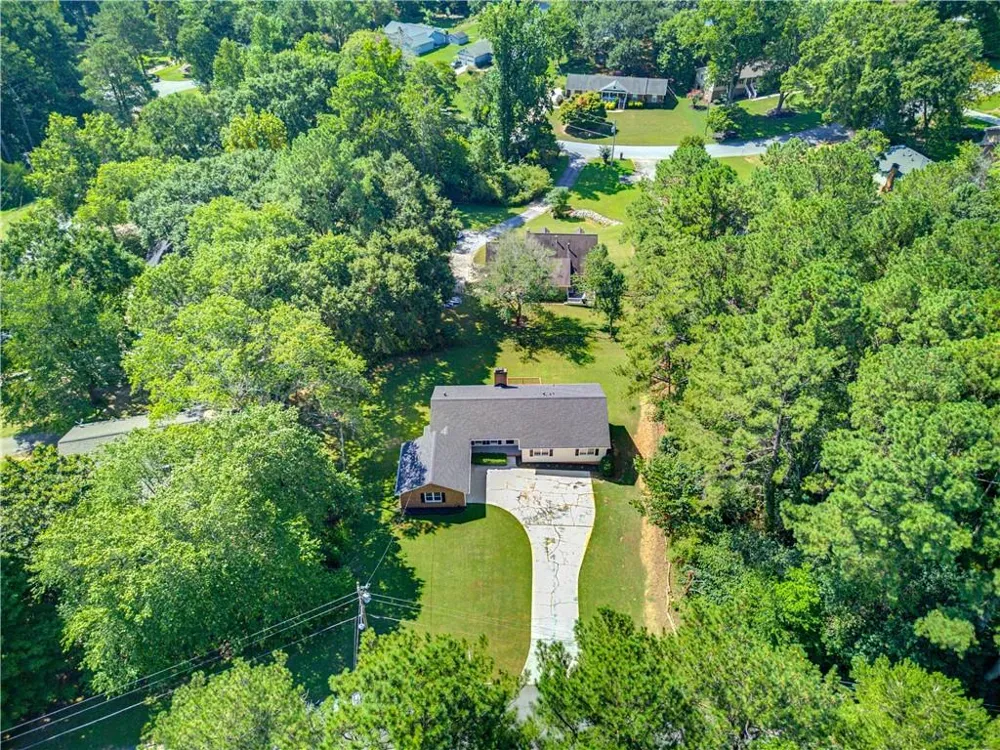 1691 Bentwood Drive SW Lilburn, GA 30047