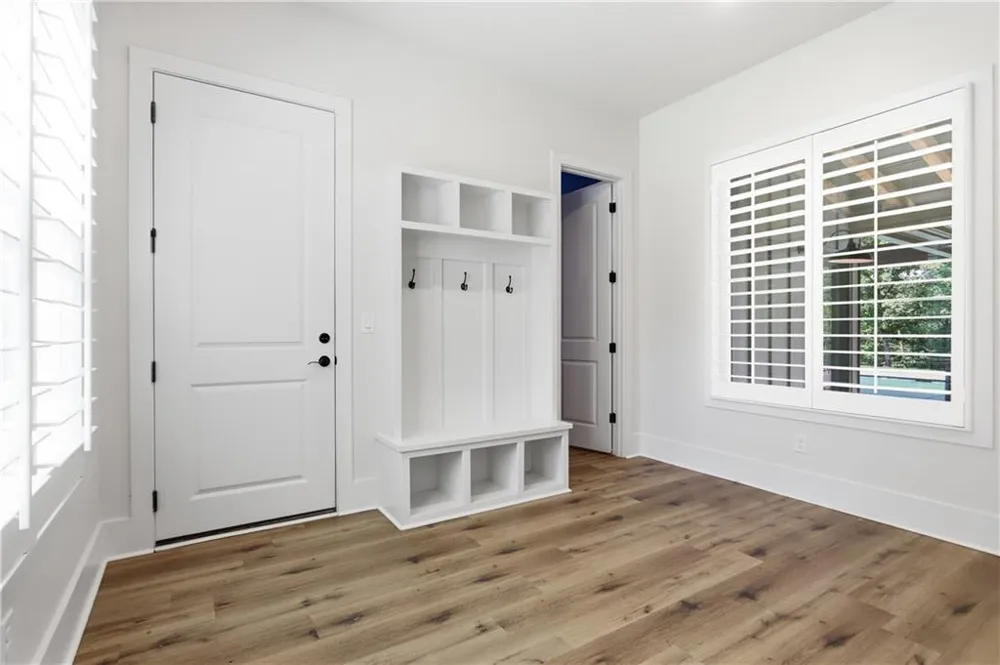 175 Lands End Trail Cleveland, GA 30528