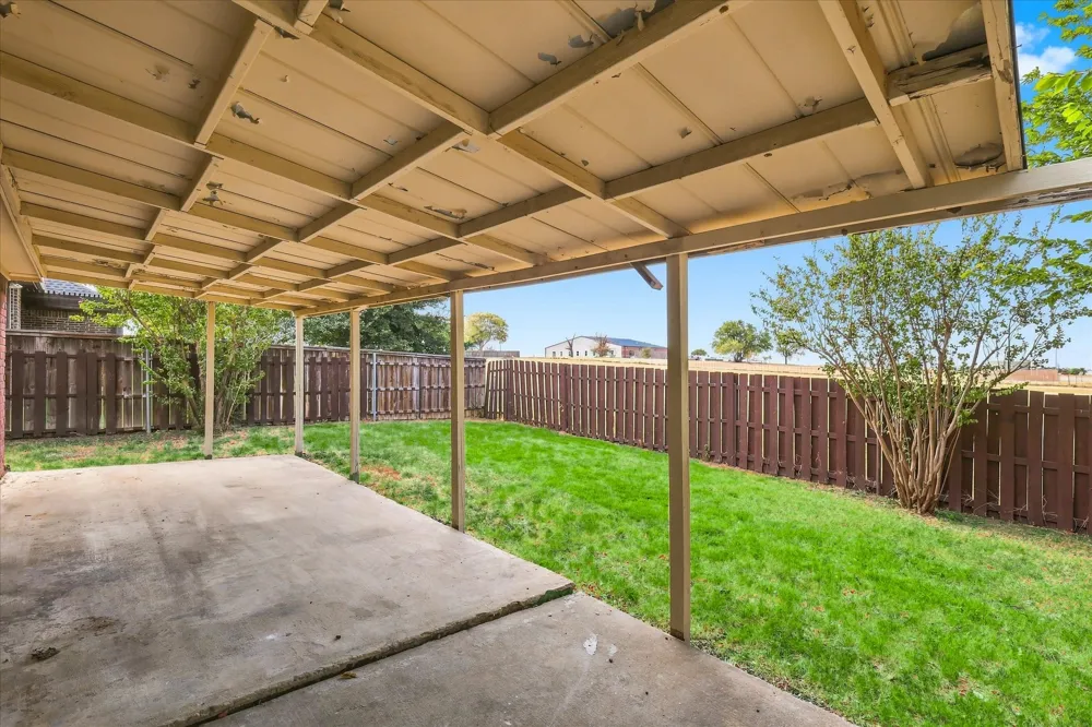 208 Cory Court Krum, TX 76249