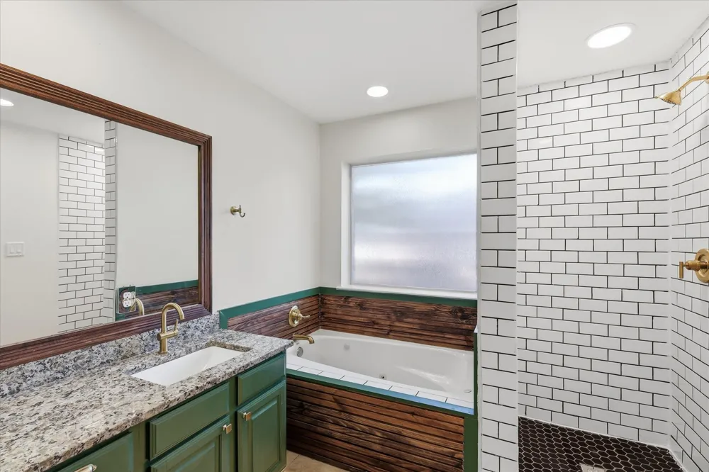 208 Cory Court Krum, TX 76249