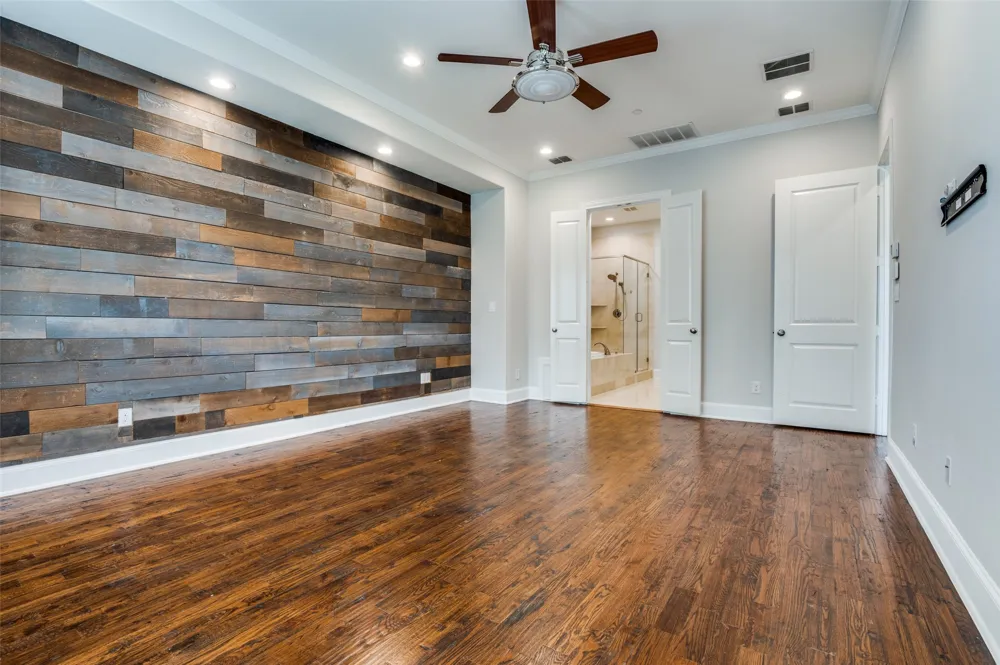 2110 Helsminster Drive Dallas, TX 75201