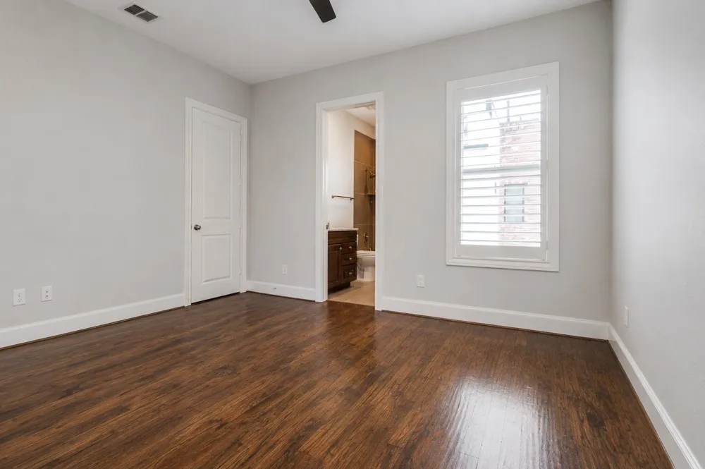 2110 Helsminster Drive Dallas, TX 75201
