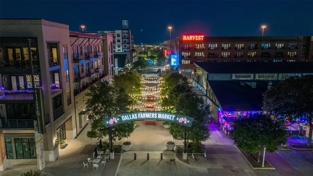 2110 Helsminster Drive Dallas, TX 75201