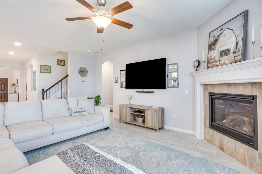 3508 Weyburn Drive Mansfield, TX 76084