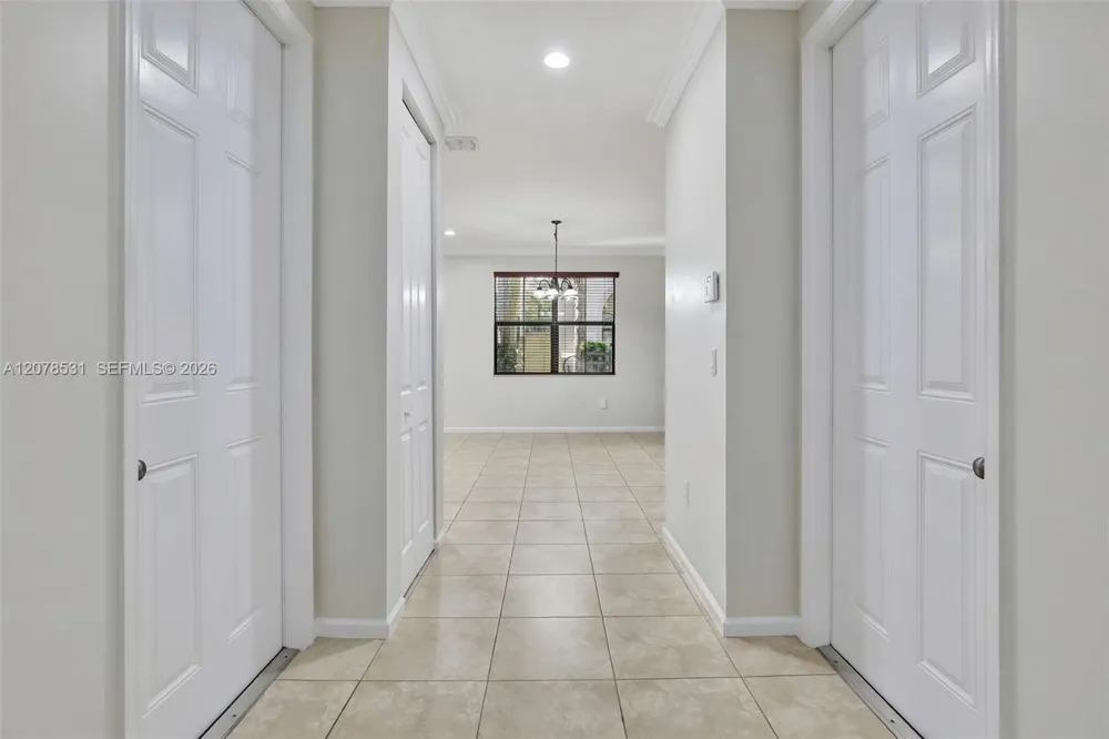 12430 NW 32nd Mnr Sunrise, FL 33323