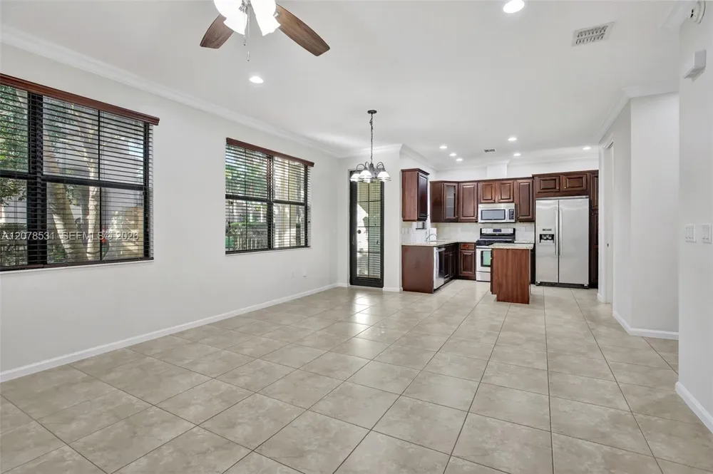 12430 NW 32nd Mnr Sunrise, FL 33323