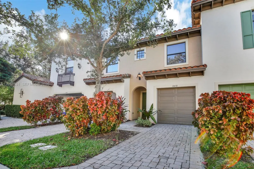 12430 NW 32nd Mnr Sunrise, FL 33323