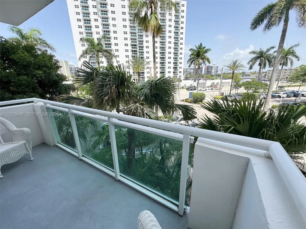3001 S Ocean Dr #229 Hollywood, FL 33019