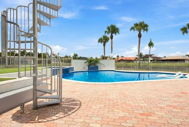 8709 BANYAN COURT Tamarac, FL 33321