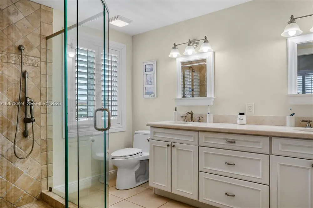 148 Giardino Dr Plantation Key, FL 33036