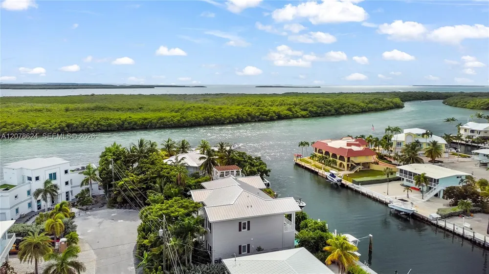 148 Giardino Dr Plantation Key, FL 33036
