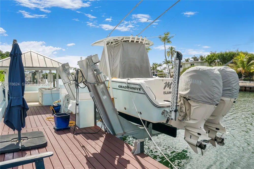 148 Giardino Dr Plantation Key, FL 33036