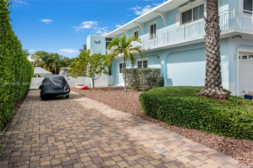 148 Giardino Dr Plantation Key, FL 33036
