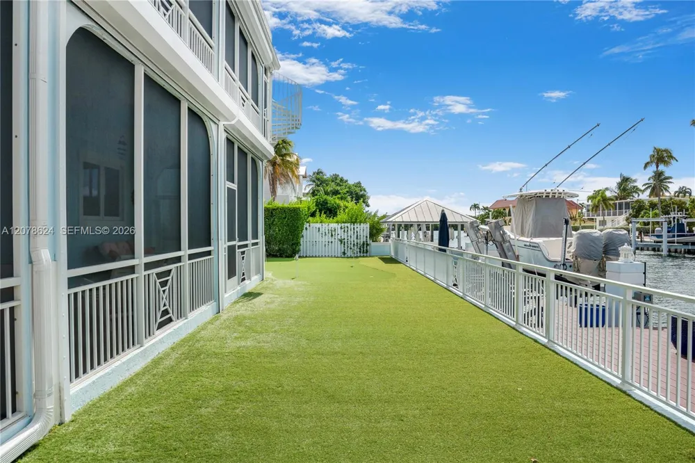 148 Giardino Dr Plantation Key, FL 33036