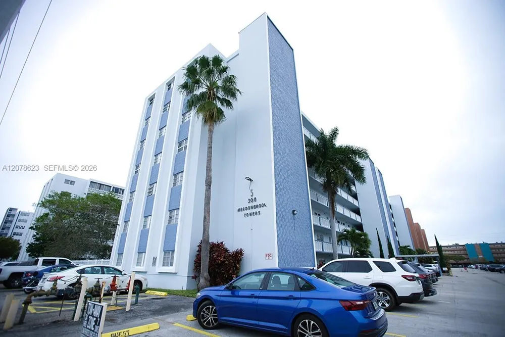 300 NE 12th Ave #703 Hallandale Beach, FL 33009
