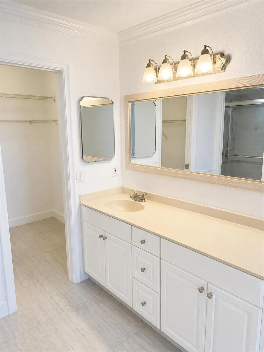 7 Royal Palm Way #505 Boca Raton, FL 33432