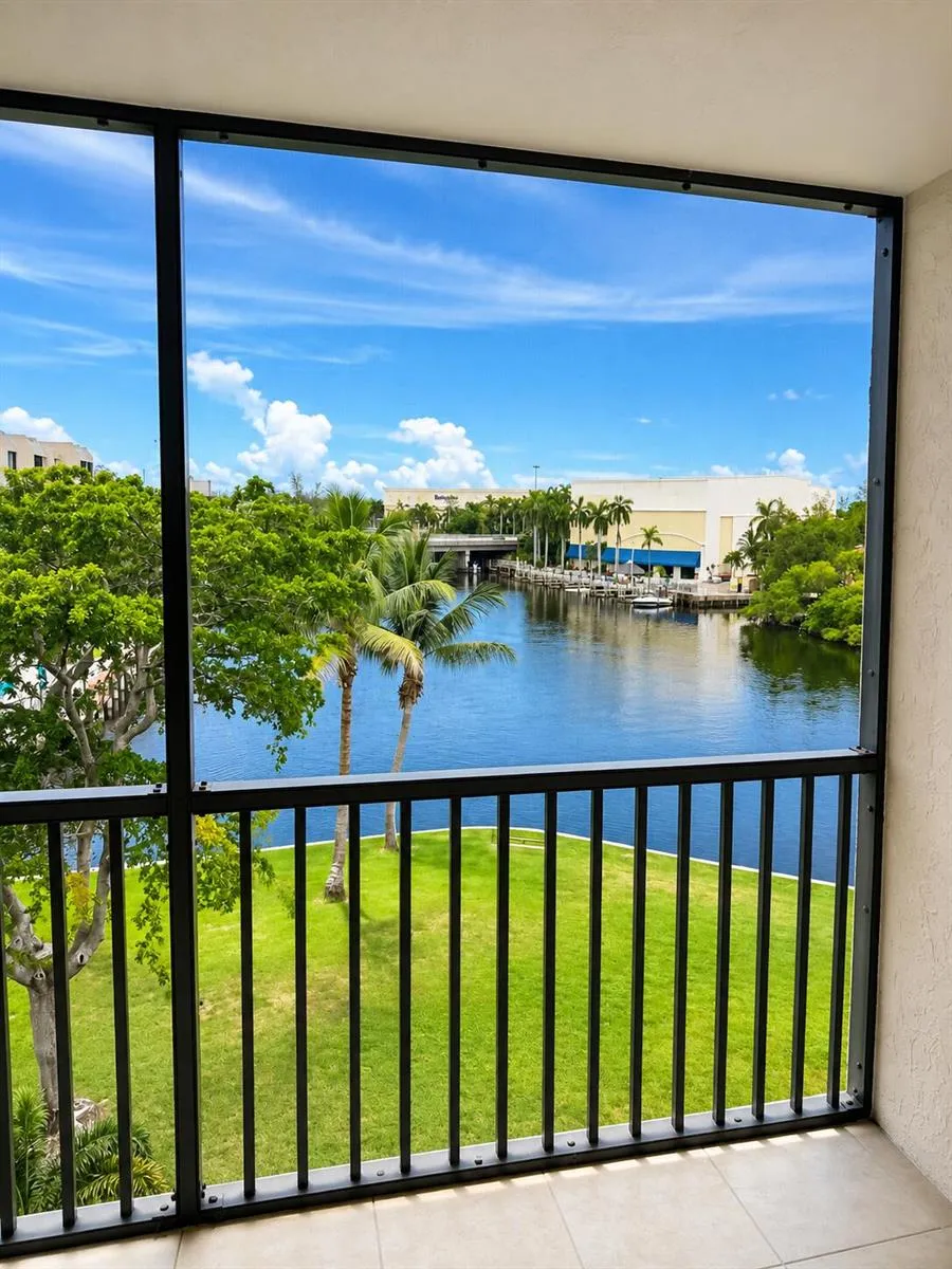 7 Royal Palm Way #505 Boca Raton, FL 33432