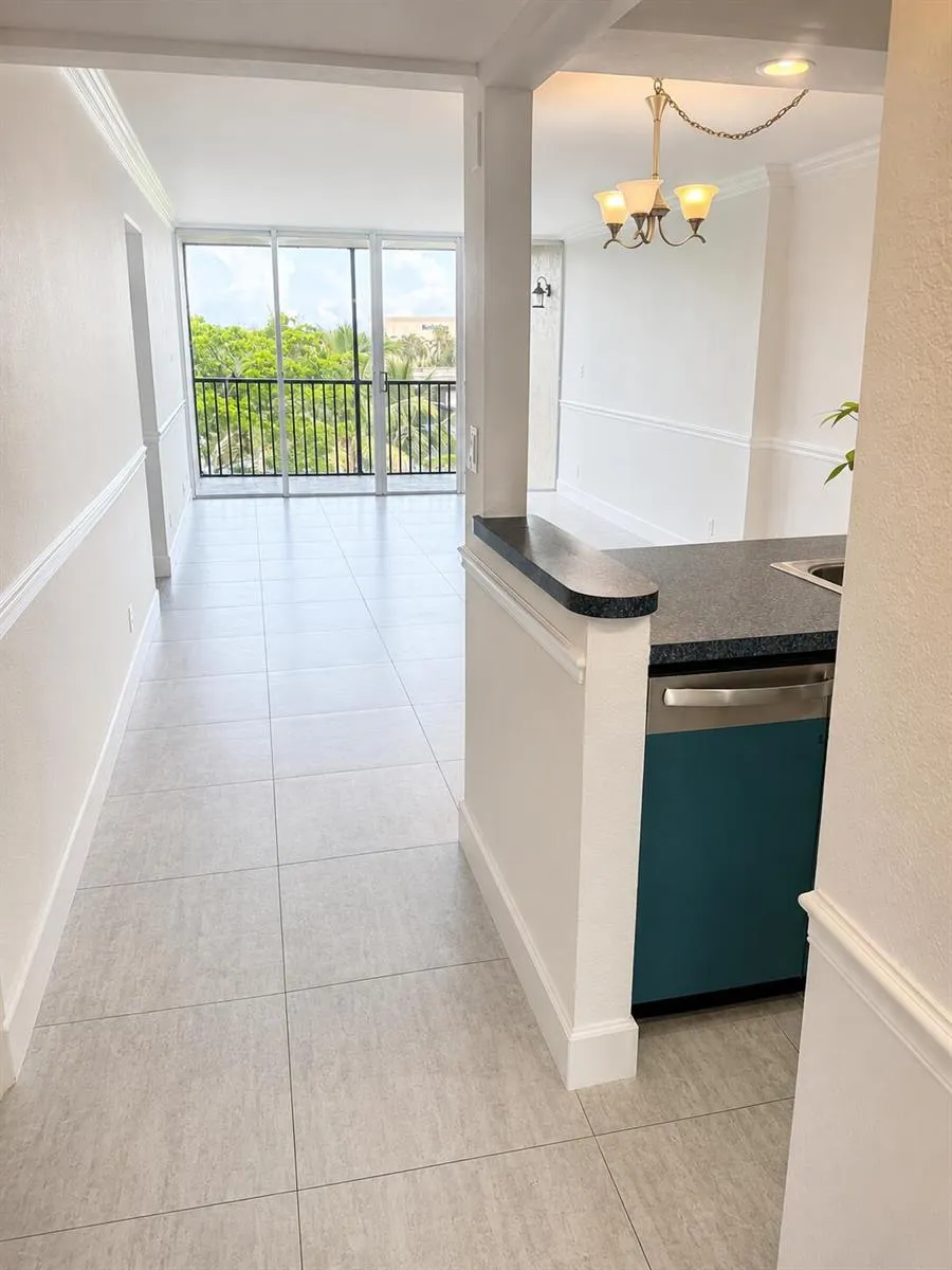 7 Royal Palm Way #505 Boca Raton, FL 33432