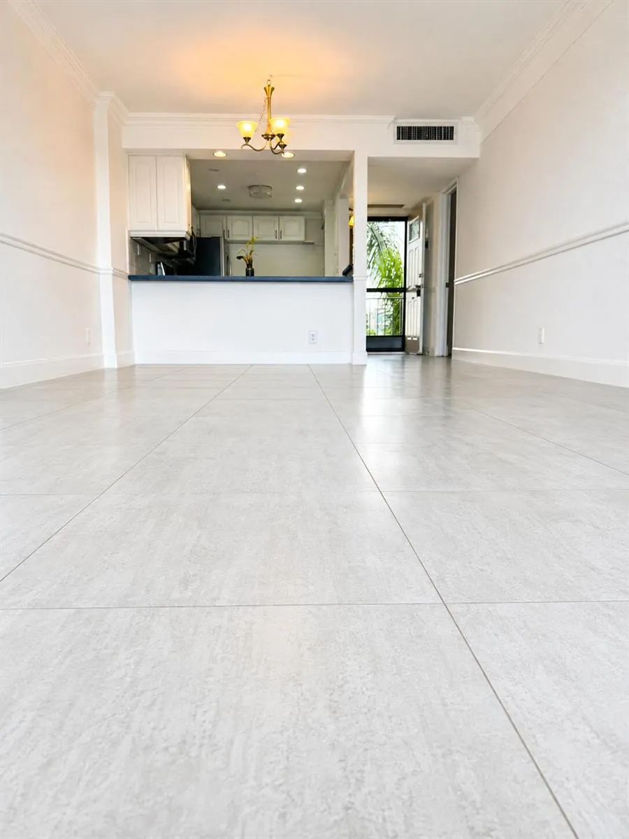 7 Royal Palm Way #505 Boca Raton, FL 33432