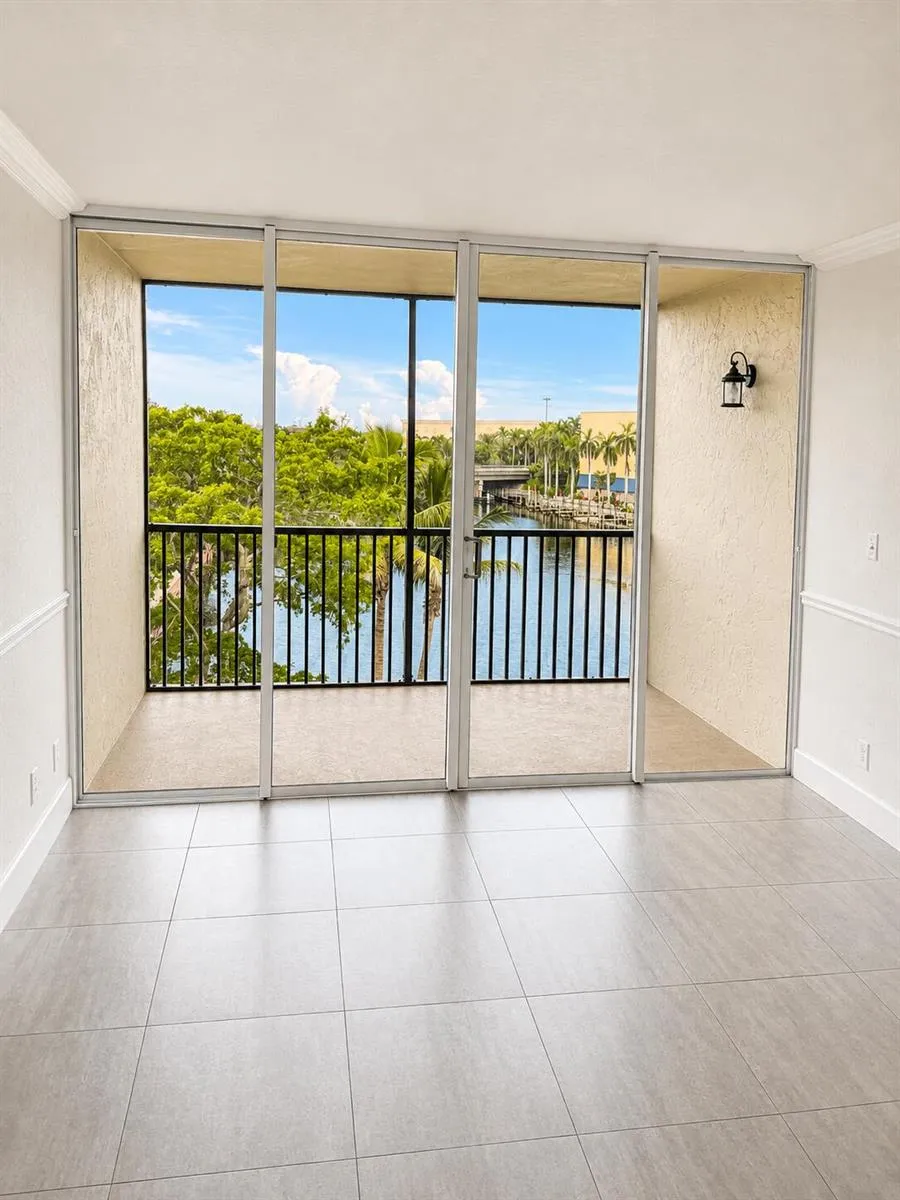 7 Royal Palm Way #505 Boca Raton, FL 33432
