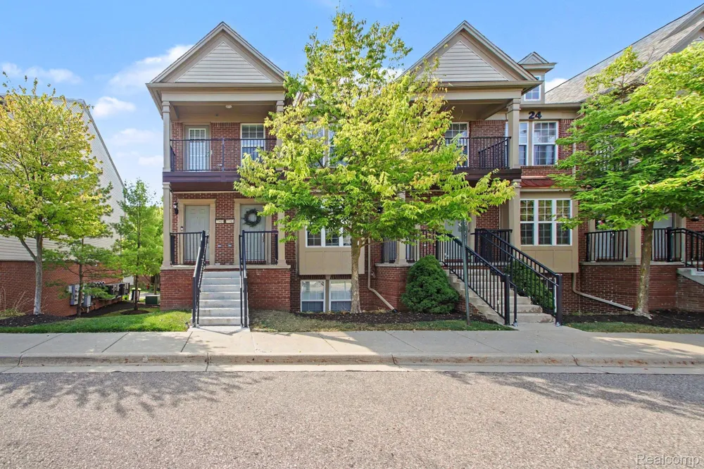 27909 Hopkins Drive Novi City, MI 48377