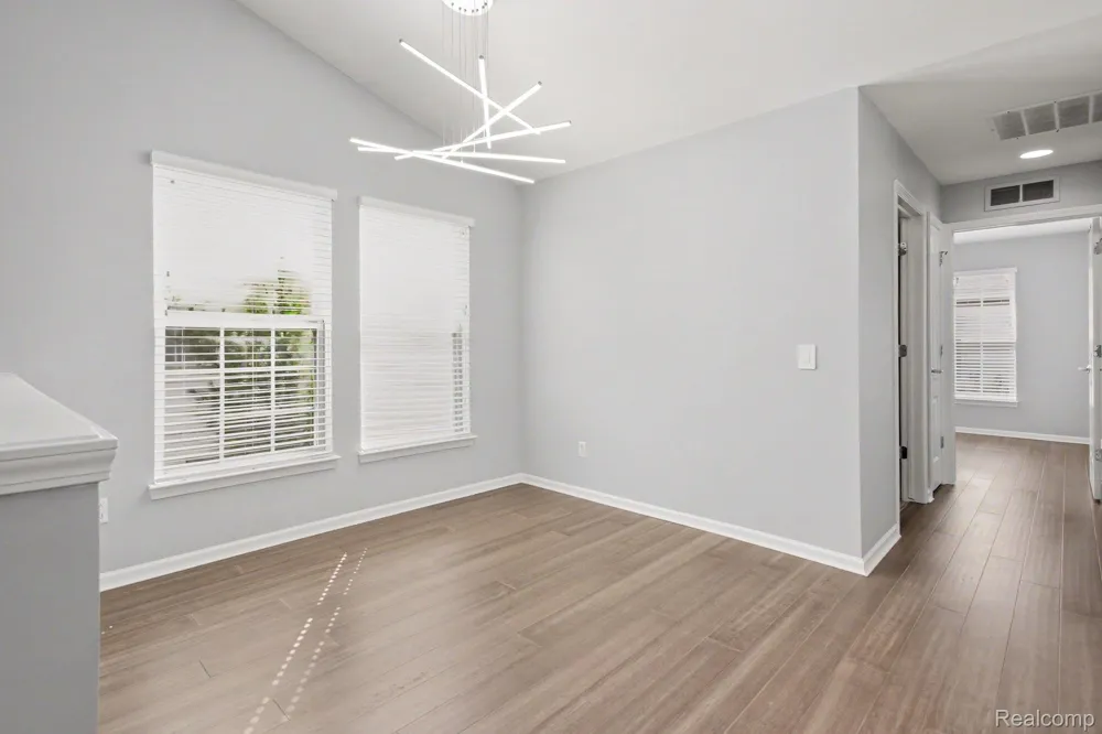 27909 Hopkins Drive Novi City, MI 48377