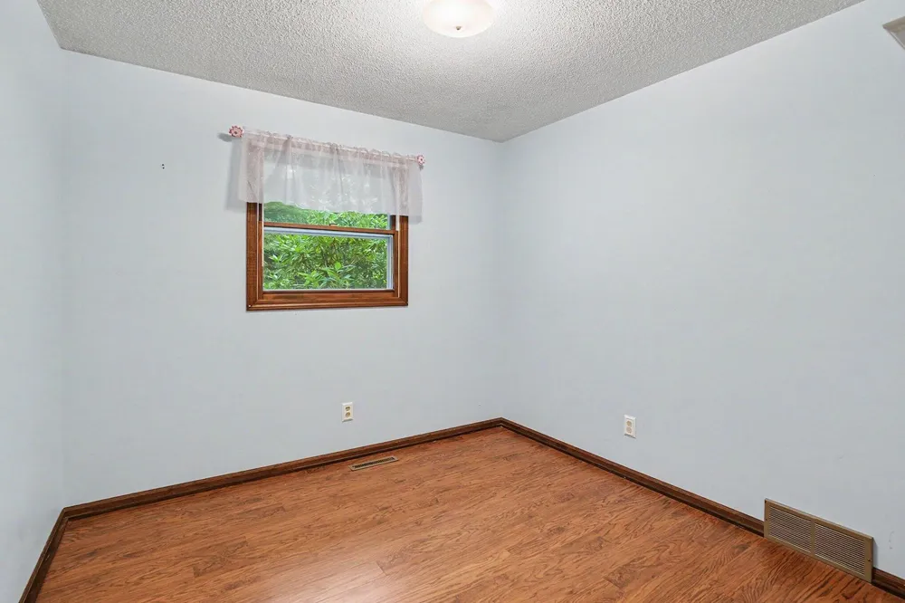 4730 W McMillan Road Fruitland Township, MI 49445