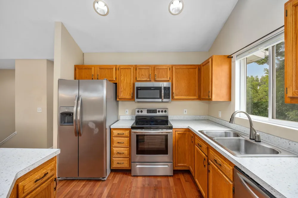 350 Tall Grass Drive Cedar Springs City, MI 49319
