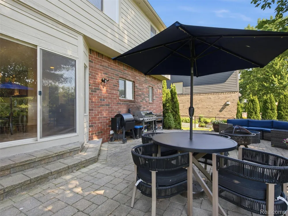 39218 Nautical Lane Harrison Charter Township, MI 48045