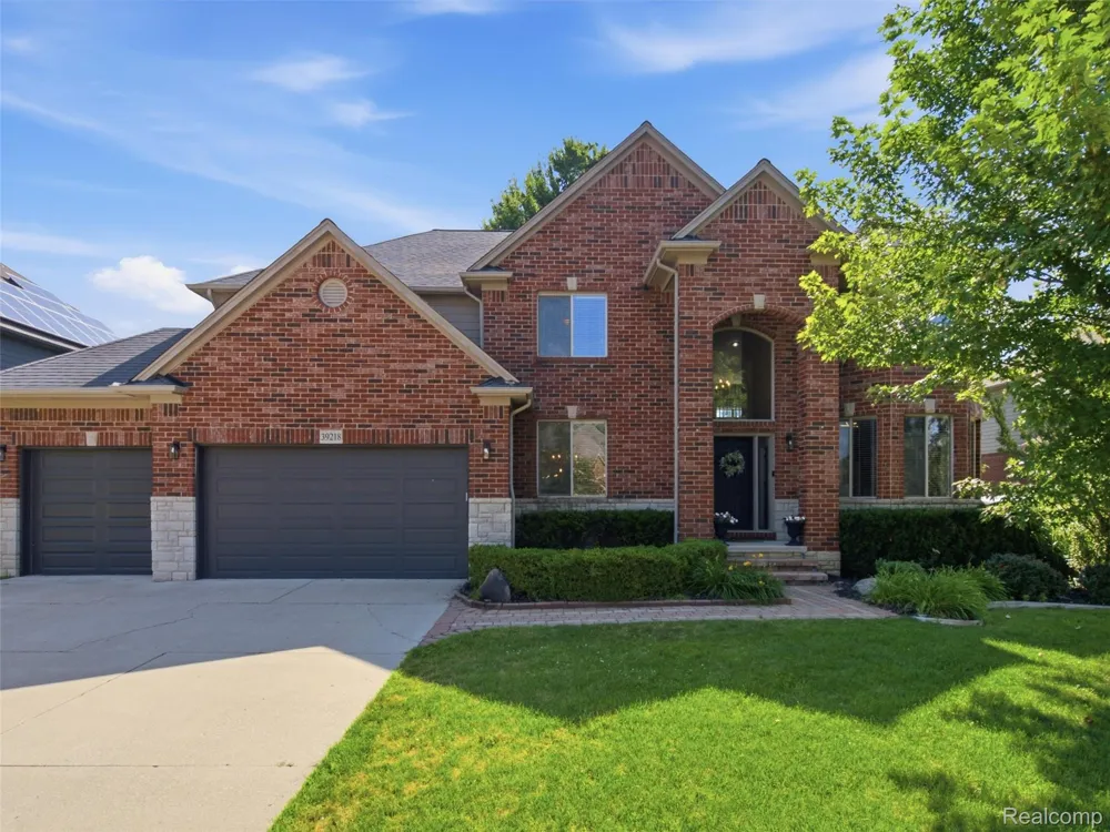 39218 Nautical Lane Harrison Charter Township, MI 48045