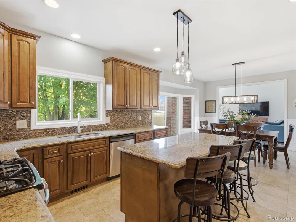 39218 Nautical Lane Harrison Charter Township, MI 48045