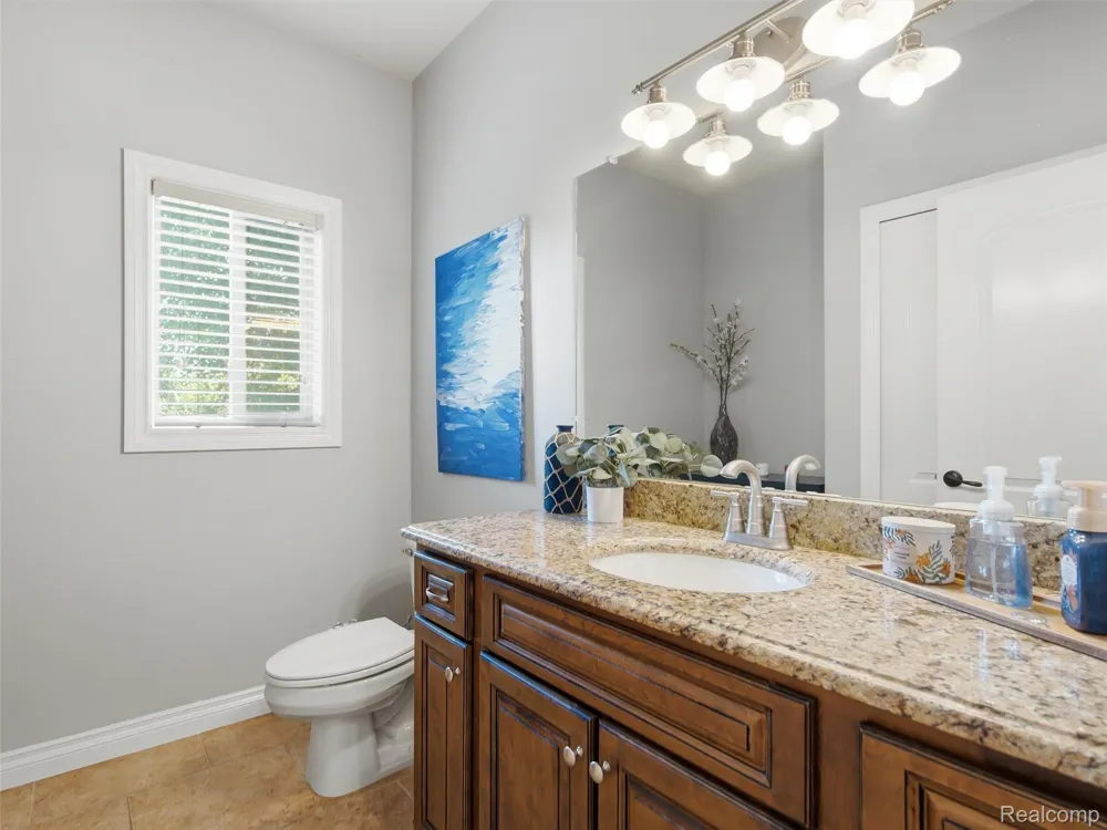 39218 Nautical Lane Harrison Charter Township, MI 48045