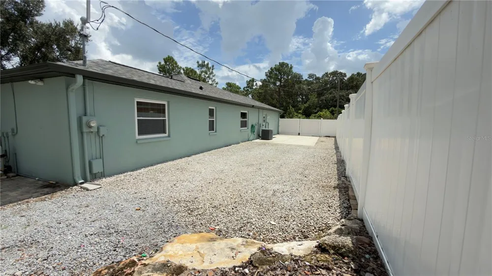 2469 LACKLAND AVENUE Spring Hill, FL 34608