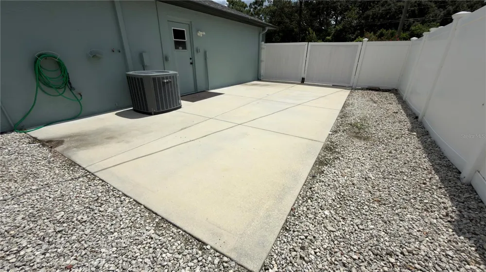 2469 LACKLAND AVENUE Spring Hill, FL 34608