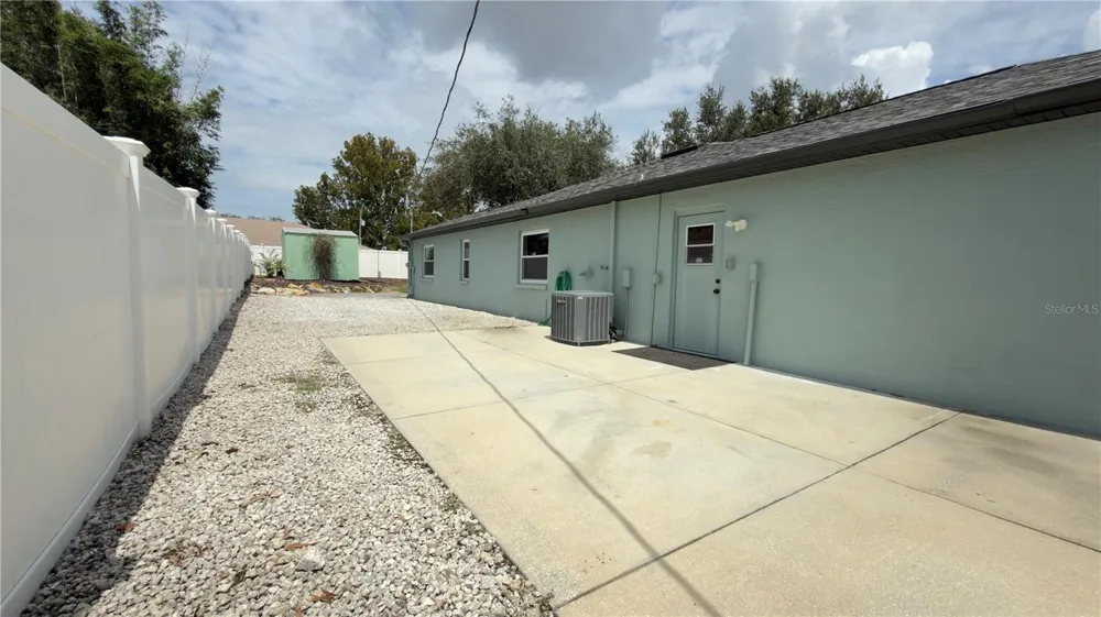2469 LACKLAND AVENUE Spring Hill, FL 34608