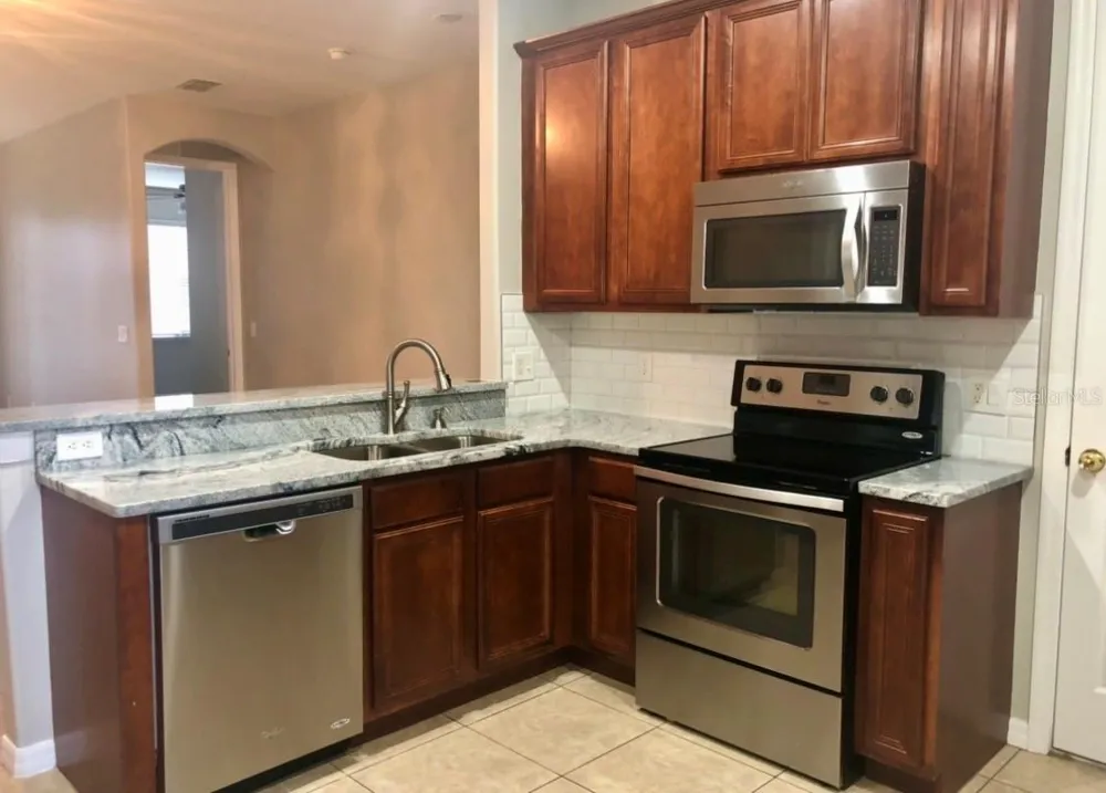 540 WOODLAND TERRACE BOULEVARD Orlando, FL 32828