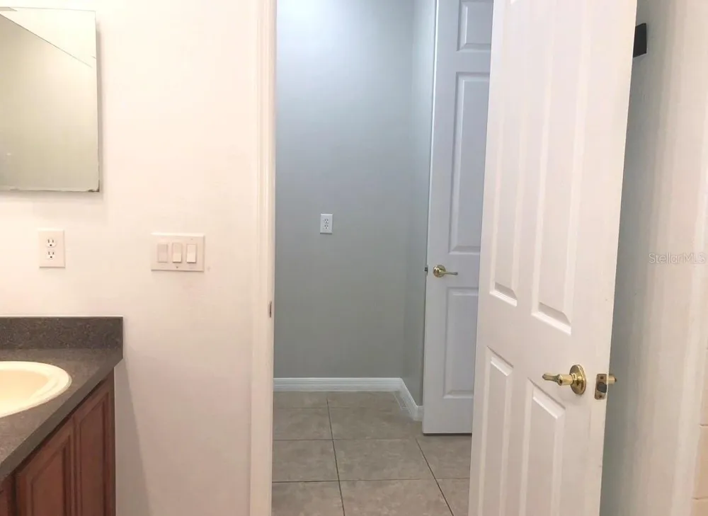 540 WOODLAND TERRACE BOULEVARD Orlando, FL 32828