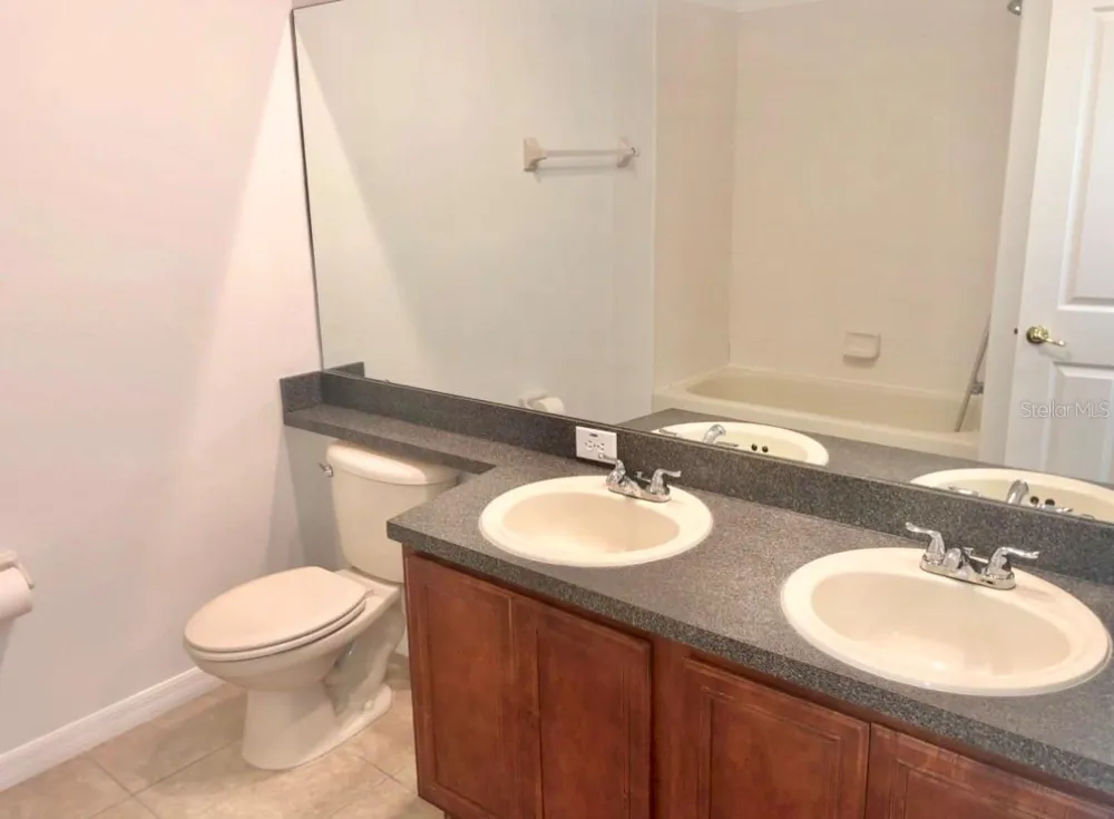 540 WOODLAND TERRACE BOULEVARD Orlando, FL 32828