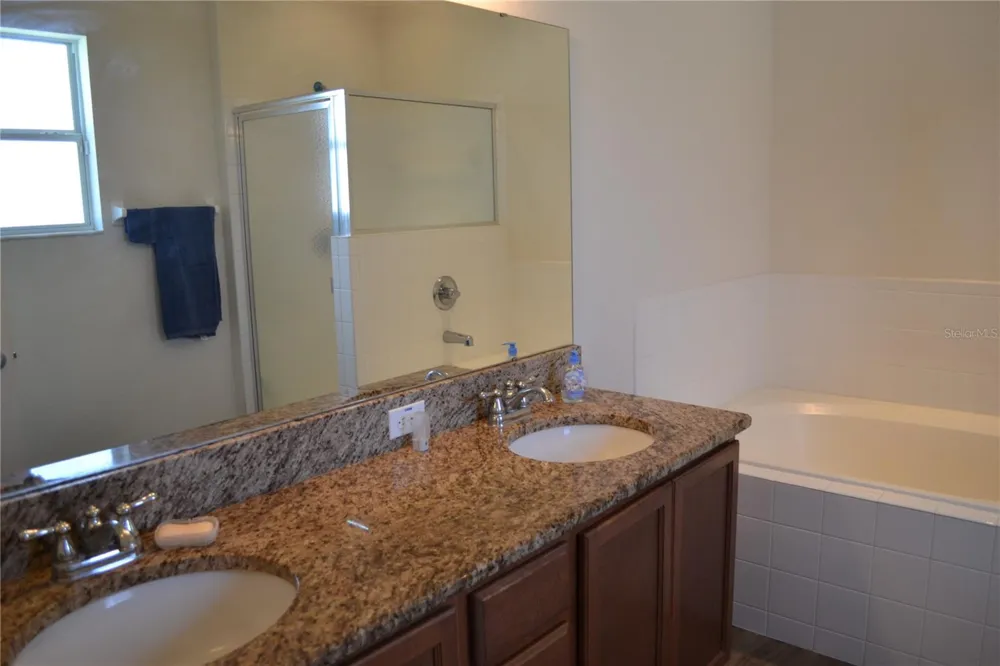 2828 BLACKWATER CREEK DRIVE Lakeland, FL 33810