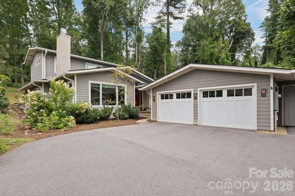 497 Kimberly Avenue Asheville, NC 28804
