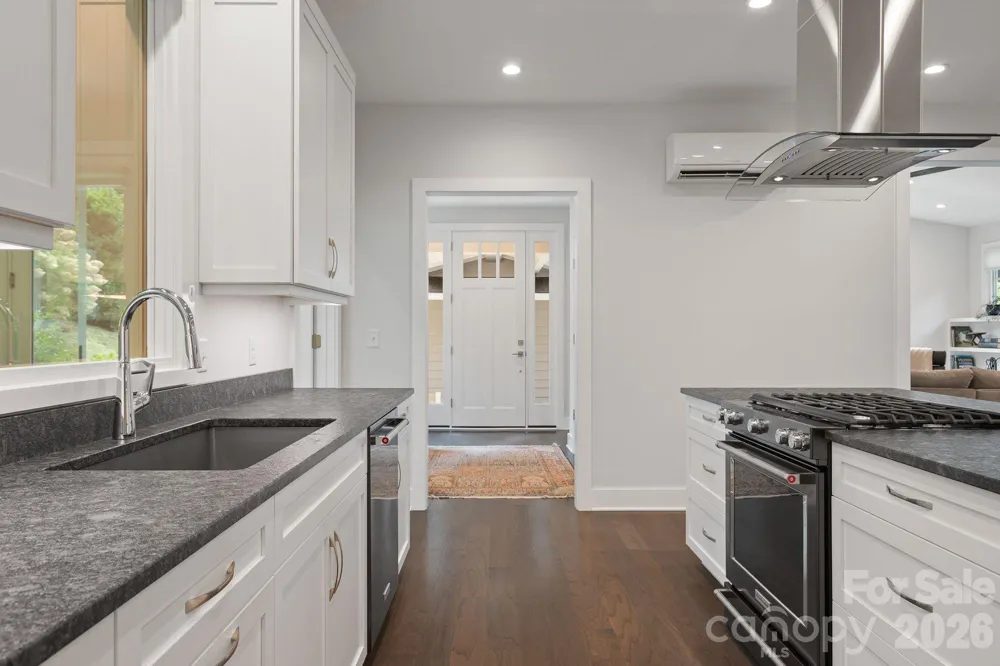 497 Kimberly Avenue Asheville, NC 28804
