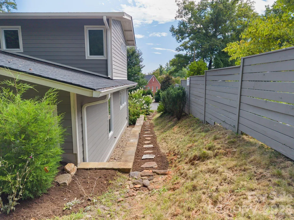 497 Kimberly Avenue Asheville, NC 28804