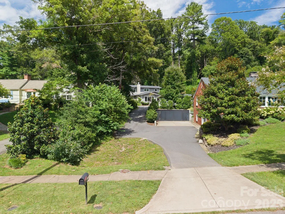 497 Kimberly Avenue Asheville, NC 28804