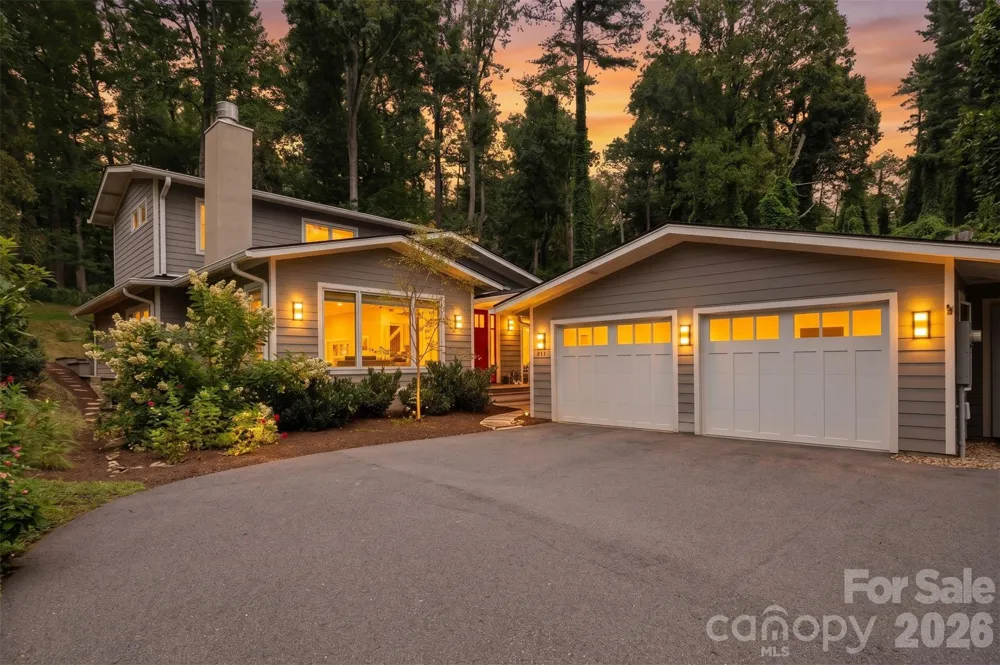 497 Kimberly Avenue Asheville, NC 28804