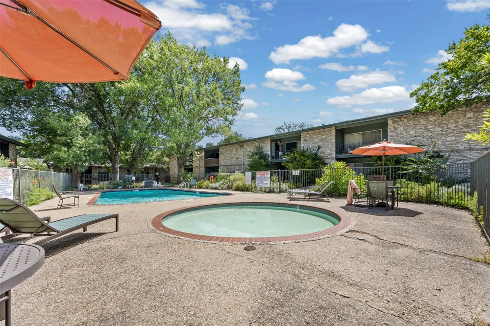1304 Mariposa Drive #132 Austin, TX 78704